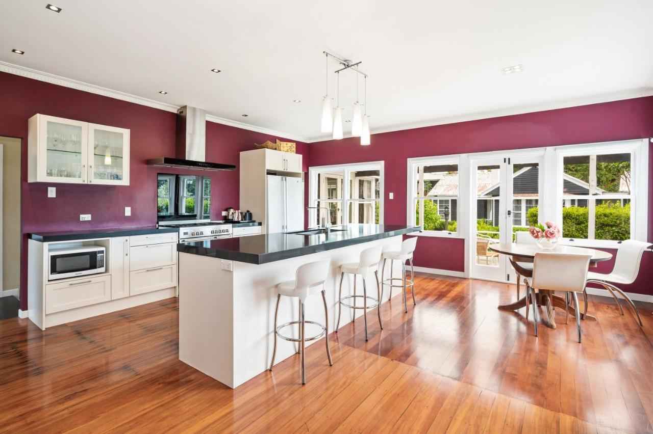 Springfield Rise Lodge - Rotorua Holiday Home Экстерьер фото